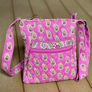 NEW! Vera Bradley Crossbody Purse Retired Vintage Bermuda Pink Pattern.